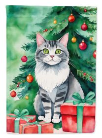 Foldex Exotic Fold Cat By the Christmas Tree Garden Flag Mailbox Flag Decorative Yard Flag Banner Outside Patio Artwork Yard Flower Beds, Garden Size